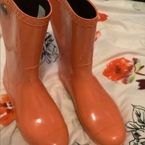 Orange Ugg rain boots womens 9